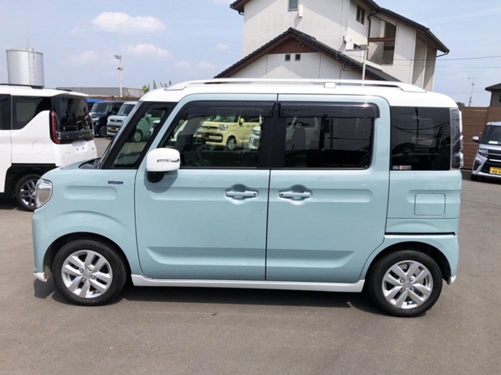 スズキスペーシア X ツートン