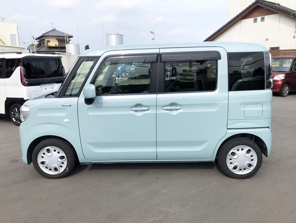 スズキスペーシア Hybrid G