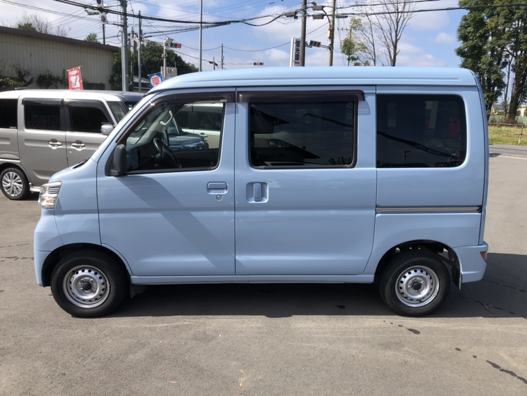 ダイハツハイゼットカーゴ デラックス