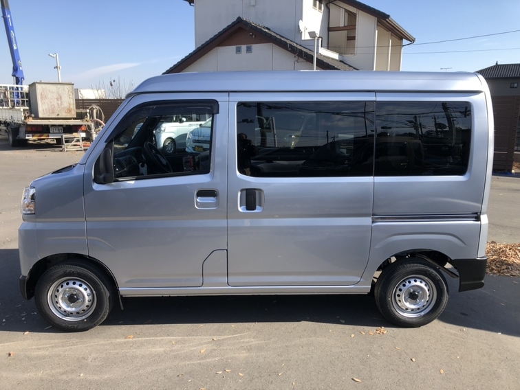 ダイハツハイゼットカーゴ デラックス