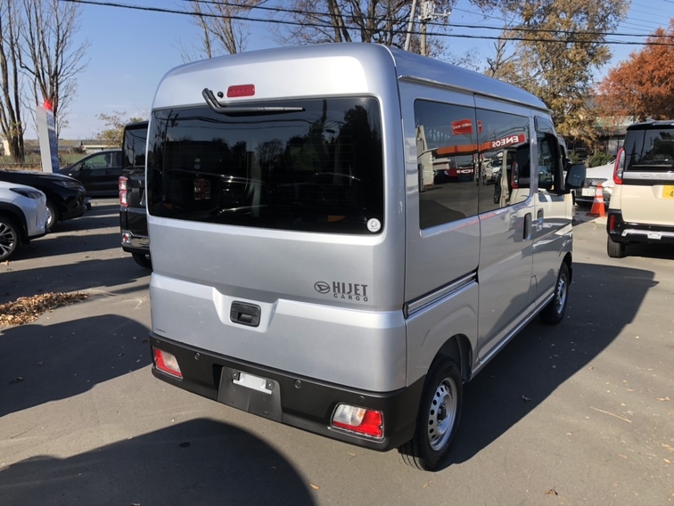ダイハツハイゼットカーゴ デラックス
