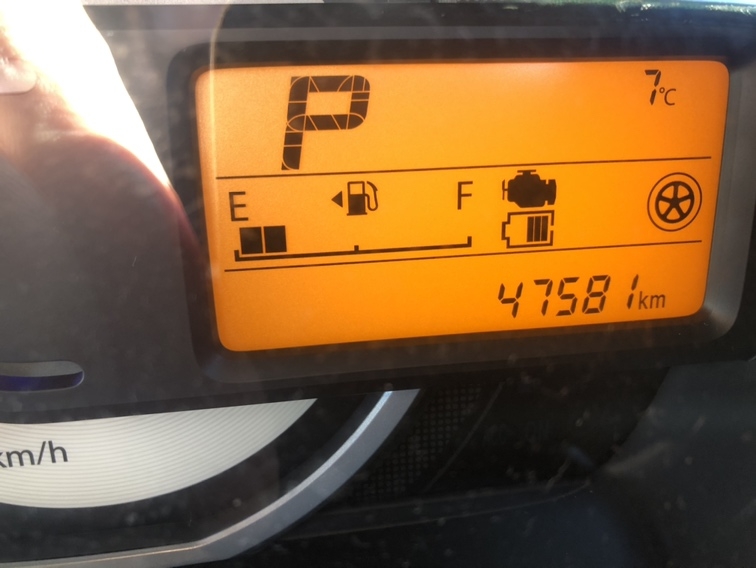 スズキスペーシア ハイブリッドG