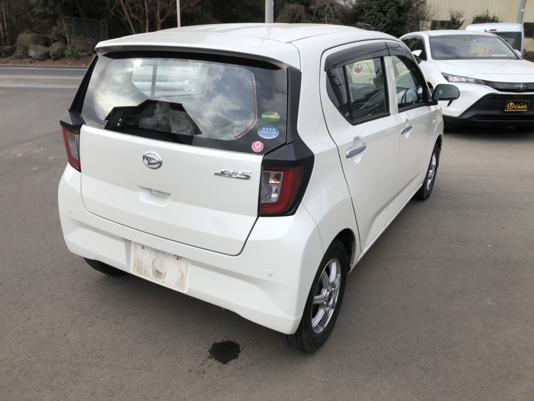 ダイハツミライース L　SAⅢ