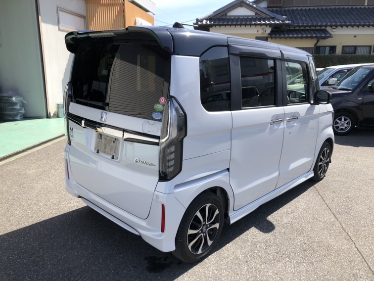 ホンダNBOX カスタムG　Lホンダ